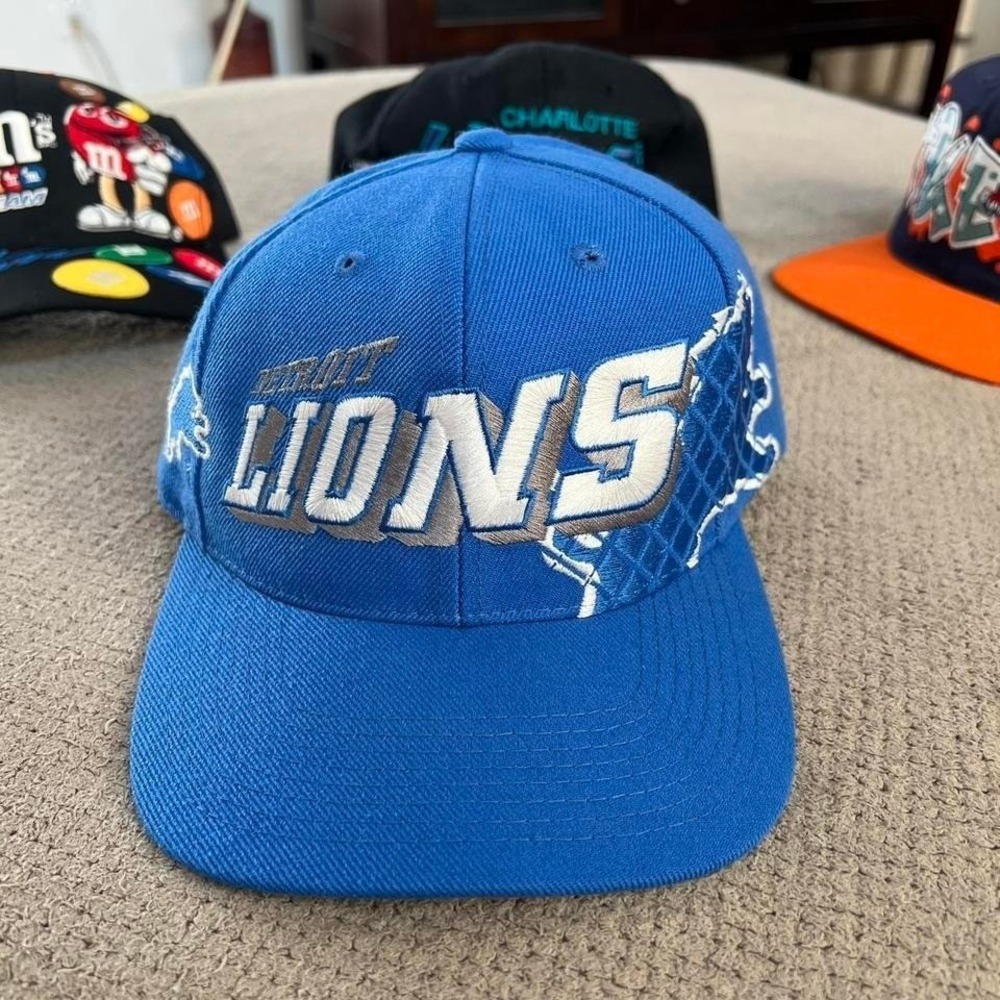 Vintage 1990s sports specialties Detroit lions laser grid Hat